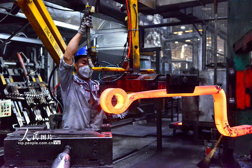 高溫下的堅守 投資咨詢行業(yè)如何在挑戰(zhàn)中尋求穩(wěn)健發(fā)展